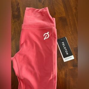 NWT Peloton Women’s Coral Leggings